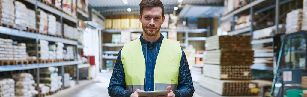 Image for Text-in hotline helps tradies reduce lead costs by 35%